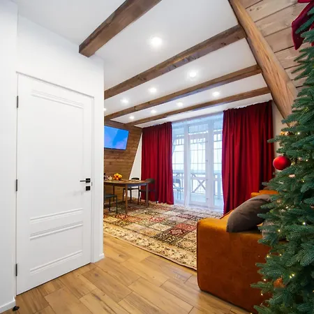 Villa Freeman-1b двоповерховий з кухнею, альтанкою, грилем 8місний Bukovel